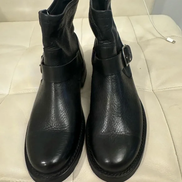 Frye boots - Picture 3 of 3